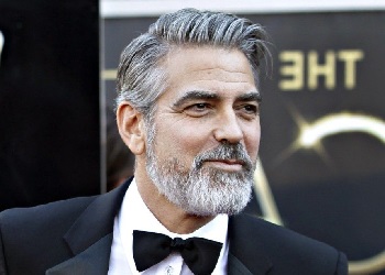 Джордж Клуни в костюме